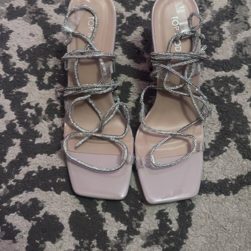 stylish heels with wrap around straps